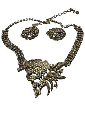 AB Crystal Rhinestone Gold Tone Clip On Earrings and Necklace READ